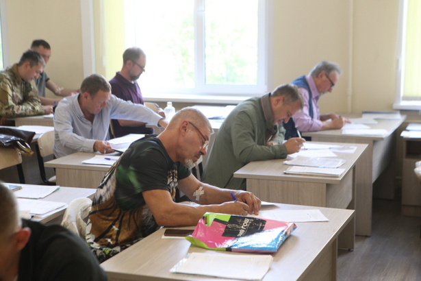 Будущие контрактники рассказали о готовности помочь находящимся в зоне СВО