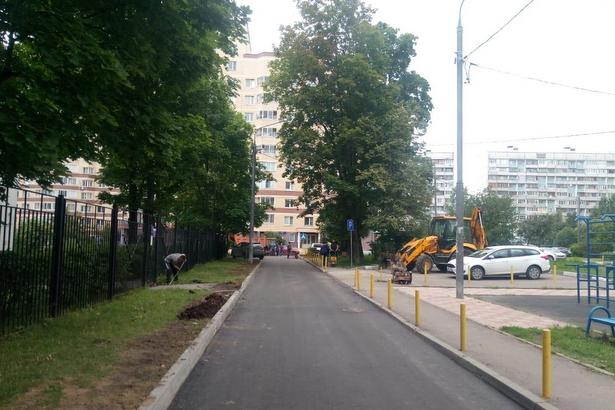 В Старом Крюково благоустраивают восьмой микрорайон