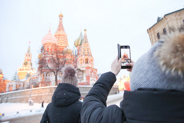 В столице провели предновогоднюю программу для приехавших по приглашению мэра детей участников СВО