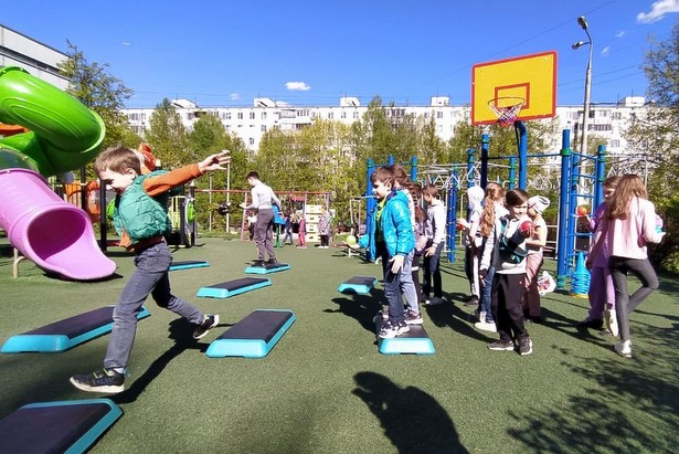 В восьмом микрорайоне прошло  спортивное мероприятие «Fitness Start»