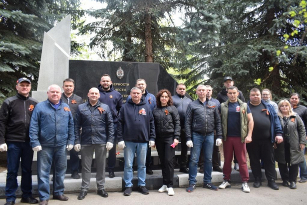 Зеленоградские полицейские посадили яблони в честь погибших воинов