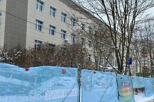 Отремонтированная поликлиника на Каштановой аллее начала прием пациентов