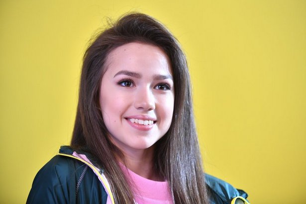 Олимпийская чемпионка Алина Загитова поддержала решение Путина участвовать в выборах