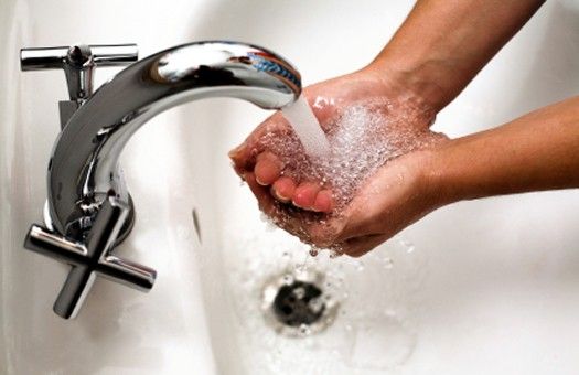 Жителей Старого Крюково порадовали досрочным включение горячей воды