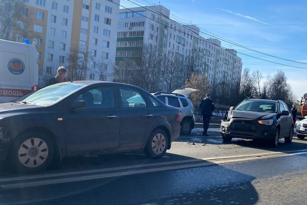 За два дня в зеленоградских ДТП пострадали две юные пассажирки легковушек