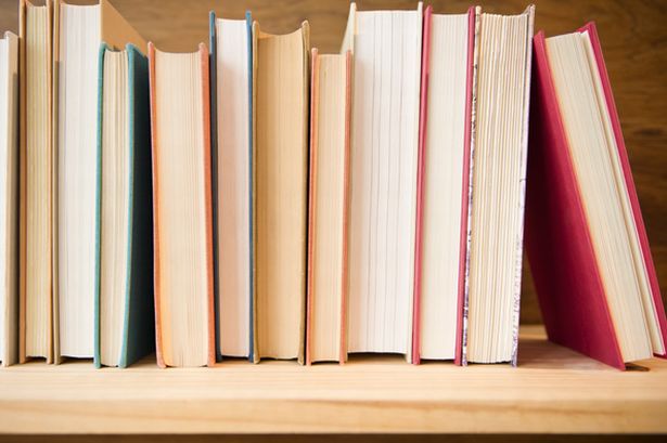 В Старом Крюково уже во второй раз прошла акция в поддержку классической книги 