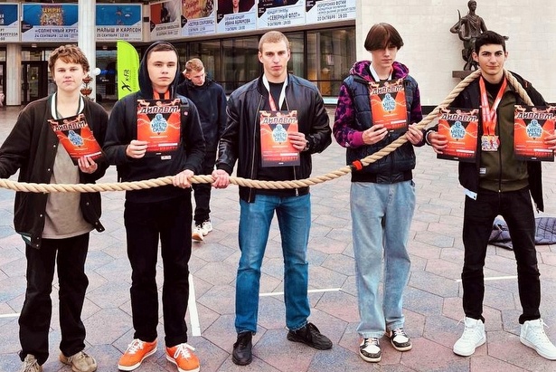 Участники подросткового клуба в Старом Крюково покорили новые вершины в спорте