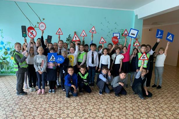 В школе Старого Крюково прошла неделя безопасности дорожного движения