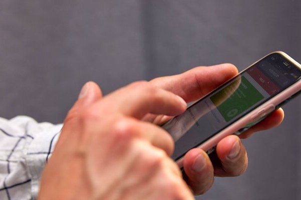 Сервис анализа отзывов позволяет оперативно реагировать на негативные комментарии