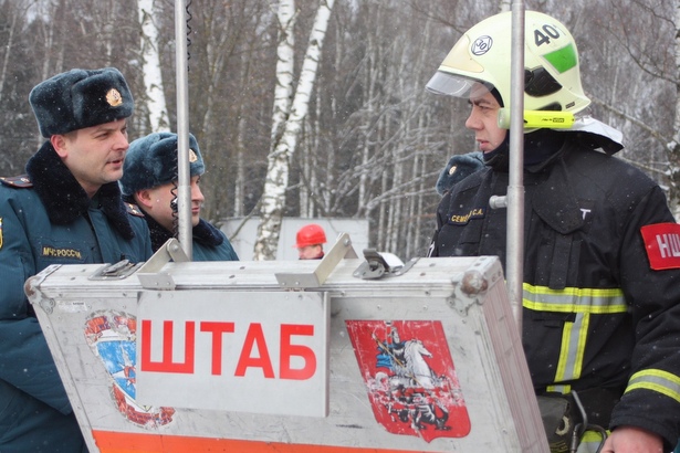В Зеленограде на Солнечной аллее прошли пожарно-тактические учения