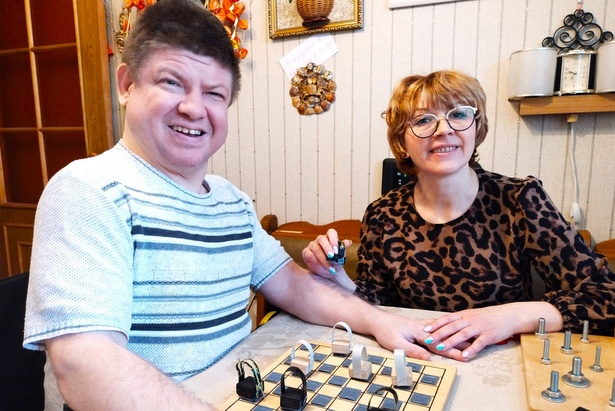 Специалисты ОСРДИ филиала «Солнечный» проводят комплексную реабилитацию на дому