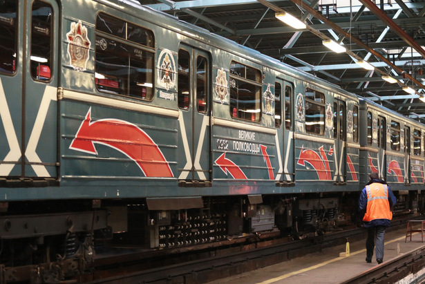 В метро запустили тематический поезд к 800-летию со дня рождения Александра Невского