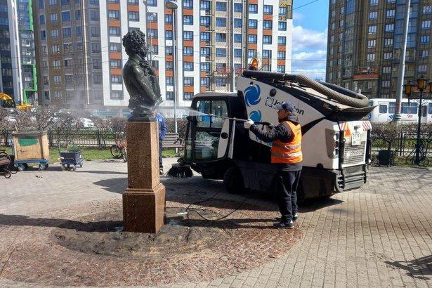 В районе Старое Крюково отмоют фасады 15 жилых домов