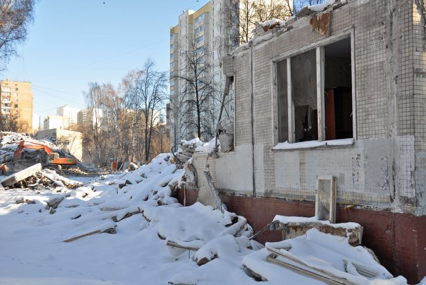 Жители Останкино требуют начать стройку дома под реновацию