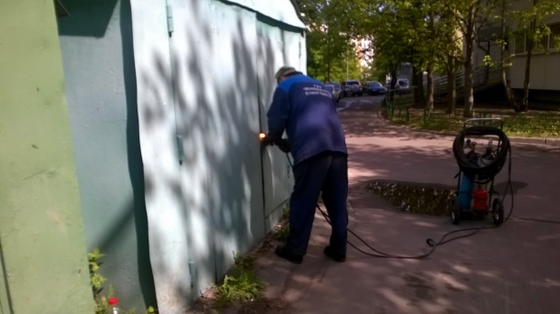 На территории Старое Крюково выявлено четыре гаража-«самостроя»