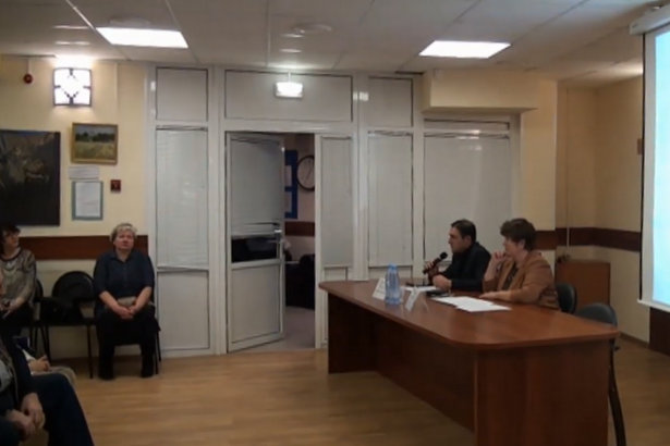 Сотрудники ГБУ «Жилищник района Крюково» встретились с жителями района Старое Крюково