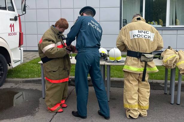 Зеленоградские пожарные приняли участие в фестивале «Золотой Овал»