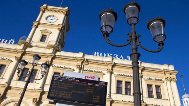 Пешеходный тоннель в метро на Ленинградском вокзале закроют до конца года