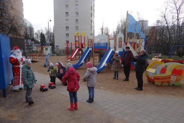 Старое Крюково посетил новогодний волшебник