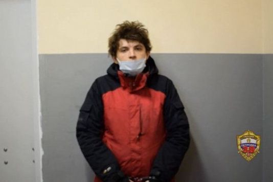 Полицейские задержали двух мужчин, распространявших наркотики на территории Зеленограда