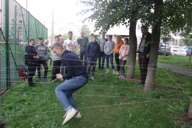 Подростки Старого Крюково научились преодолевать страх и проявлять смекалку