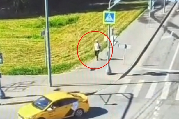 Жительницу Зеленограда ограбили во дворе 11-го микрорайона