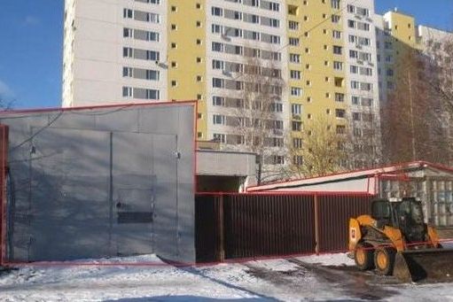 В 1-м и 12-м микрорайонах снесли незаконные постройки