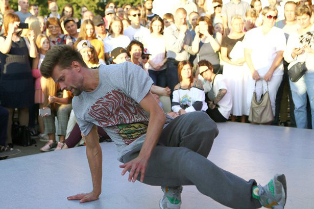 Парк Горького приглашает гостей на фестиваль хип-хоп-культуры Nordance Battle