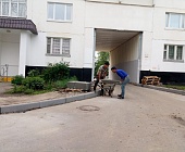 В Старом Крюково работы по благоустройству района проходят семь дней в неделю