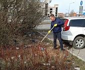 Коммунальщики и жители Старого Крюково провели генеральную уборку территорий района