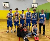 Баскетбольная команда школы 853 стала победителем межрайонных соревнований