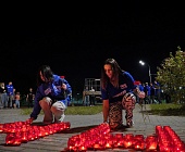 Столичные молодогвардейцы почтили память жертв теракта в Беслане, выложив слово «Помним» из 334 свечей