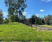 В районе Старое Крюково завершается благоустройство школьного двора