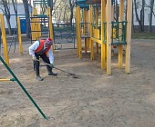 В Старом Крюково ведется благоустройство дворовых территорий и пешеходной зоны «Аллея вязов»