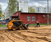 В Старом Крюково ведется благоустройство дворовых территорий и пешеходной зоны «Аллея вязов»