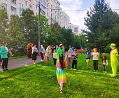 Жители 4-го микрорайона получили удобную пешеходную зону