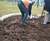 70 дворников выполняли работы по текущему санитарному содержанию территории района Старое Крюково в выходные дни